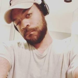 Meet your Posher, Elijah